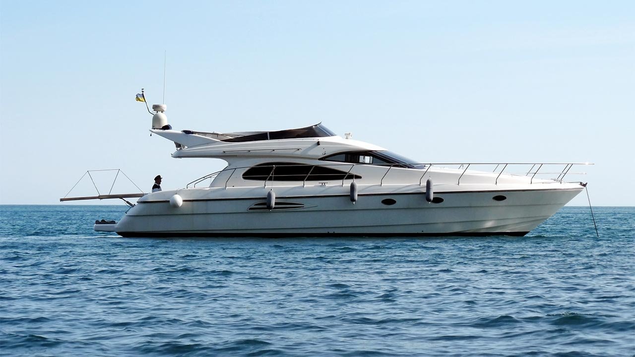 Natural & Eco-friendly Practices In Yacht Rental